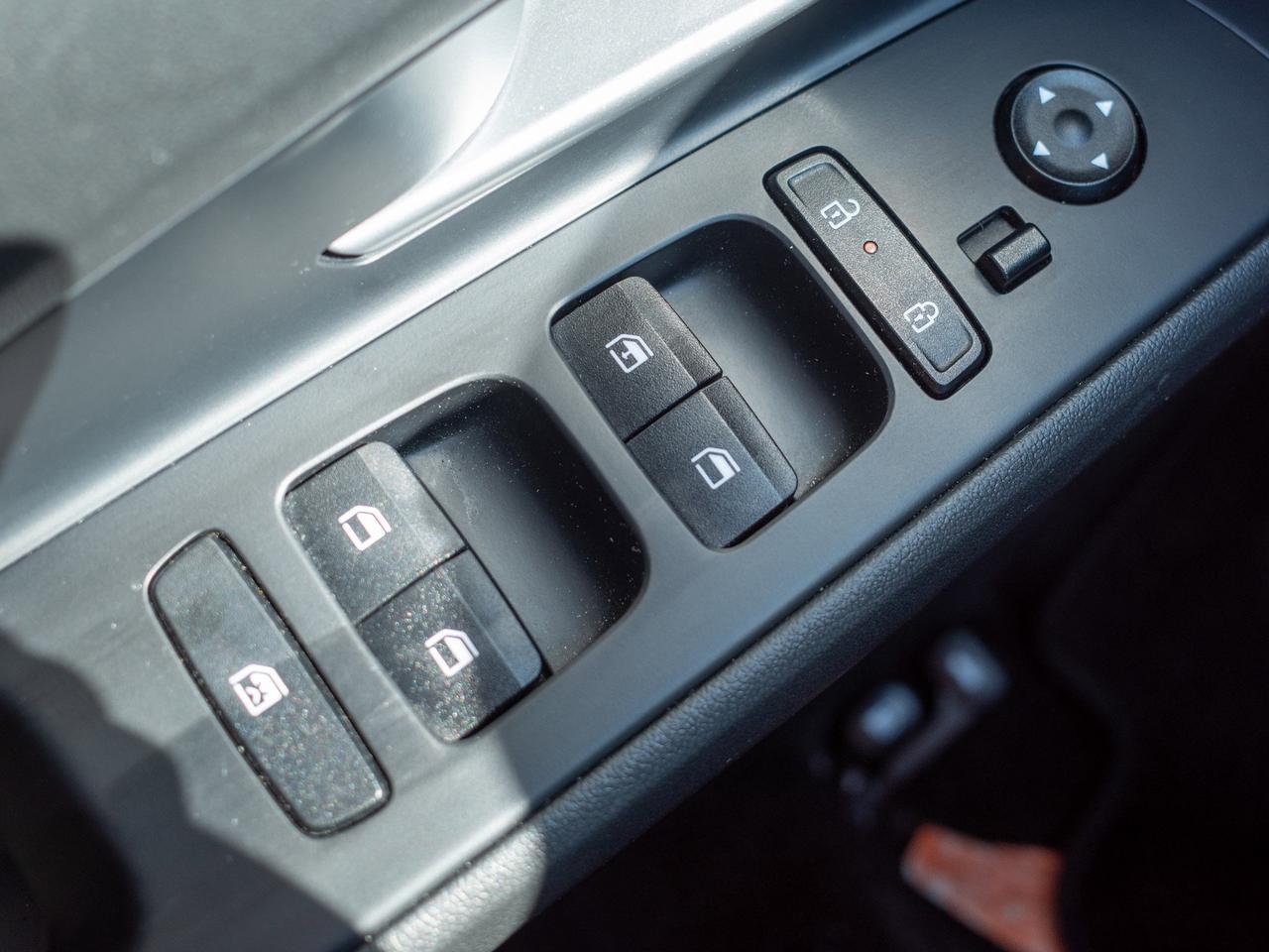2025 Hyundai Elantra Essential - Cloth Seats   Traction Control Photo