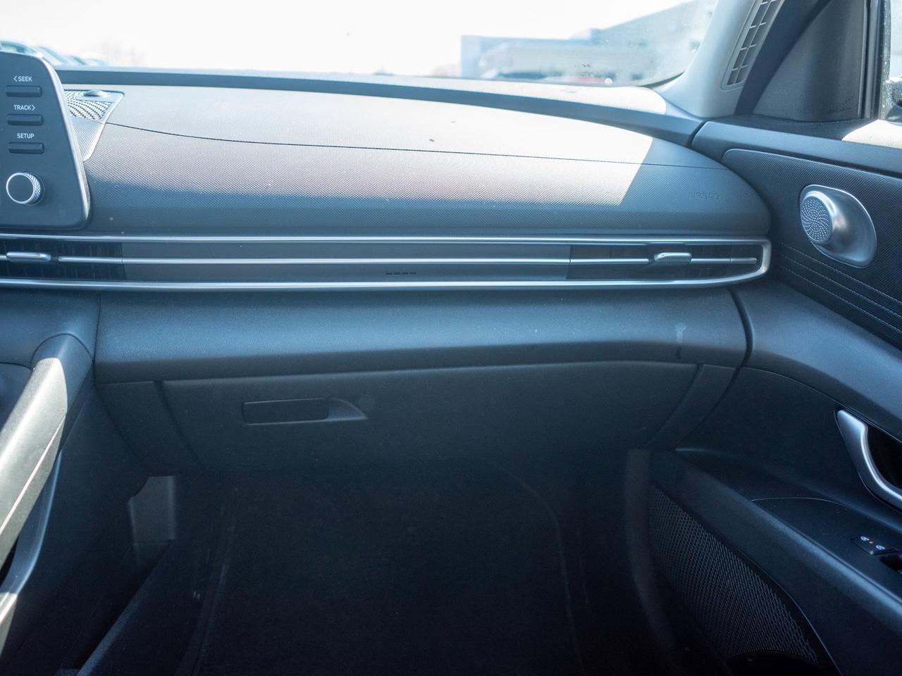 2025 Hyundai Elantra Essential - Cloth Seats   Traction Control Photo