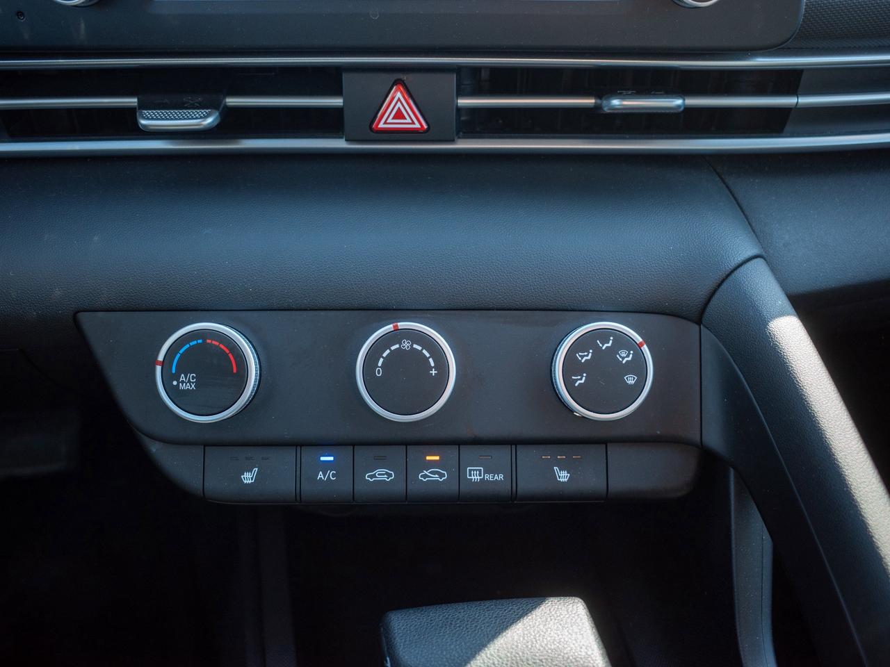 2025 Hyundai Elantra Essential - Cloth Seats   Traction Control Photo