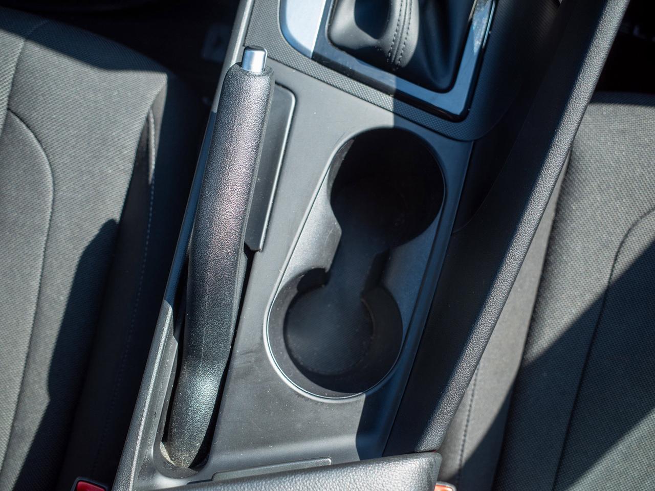 2025 Hyundai Elantra Essential - Cloth Seats   Traction Control Photo