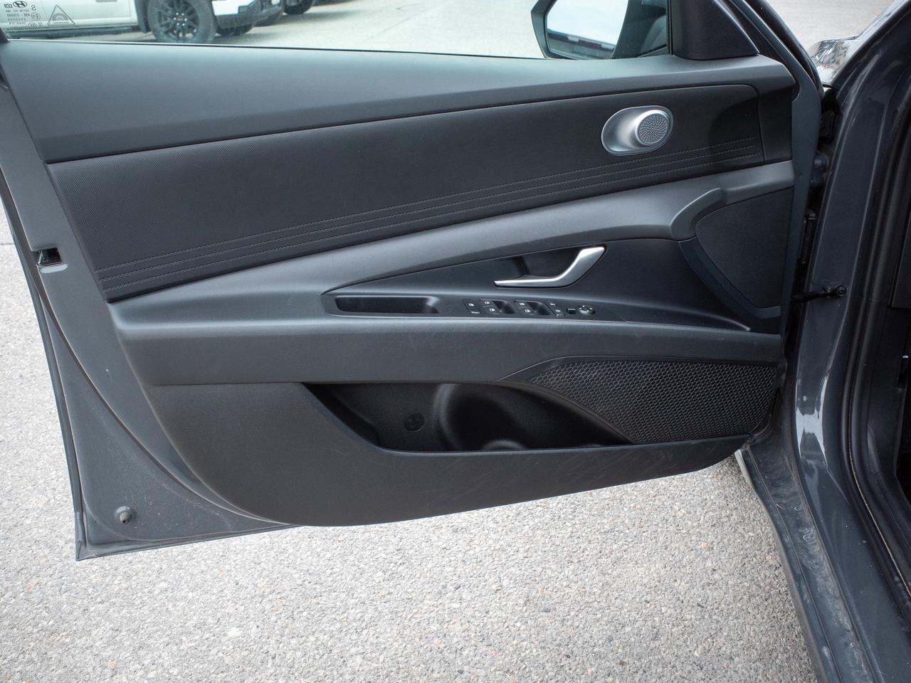 2025 Hyundai Elantra Essential - Lane Assist   Heated Seats Photo