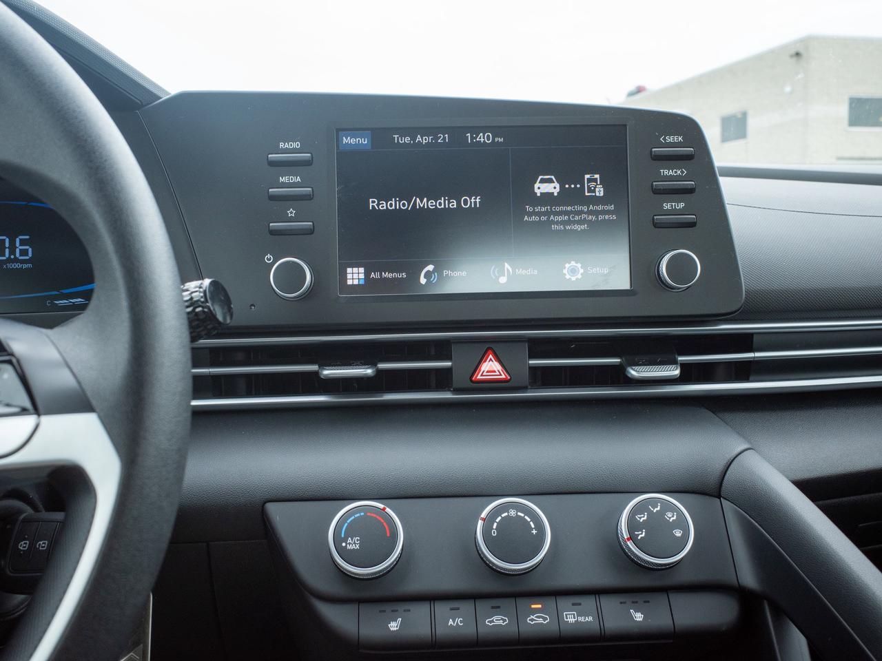 2025 Hyundai Elantra Essential - Lane Assist   Heated Seats Photo