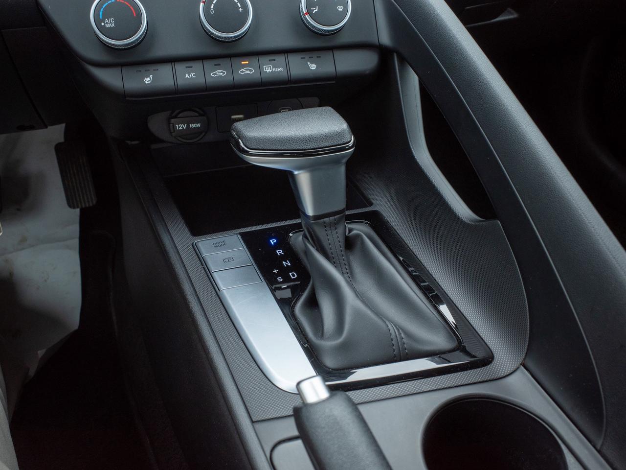 2025 Hyundai Elantra Essential - Lane Assist   Heated Seats Photo