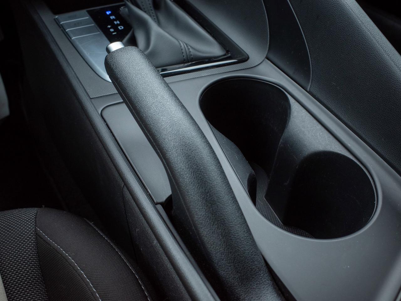 2025 Hyundai Elantra Essential - Lane Assist   Heated Seats Photo