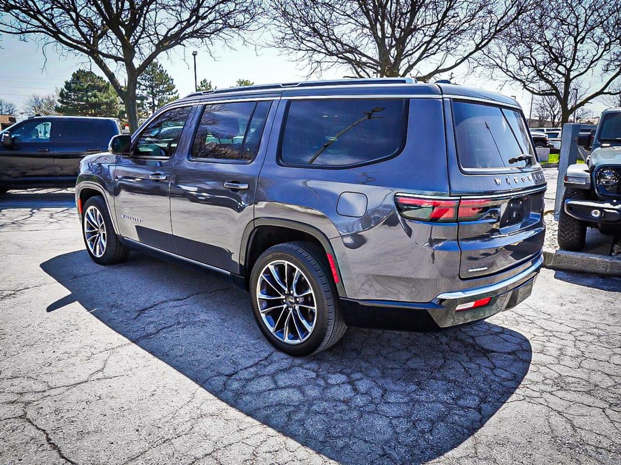2022 Jeep Wagoneer  Photo