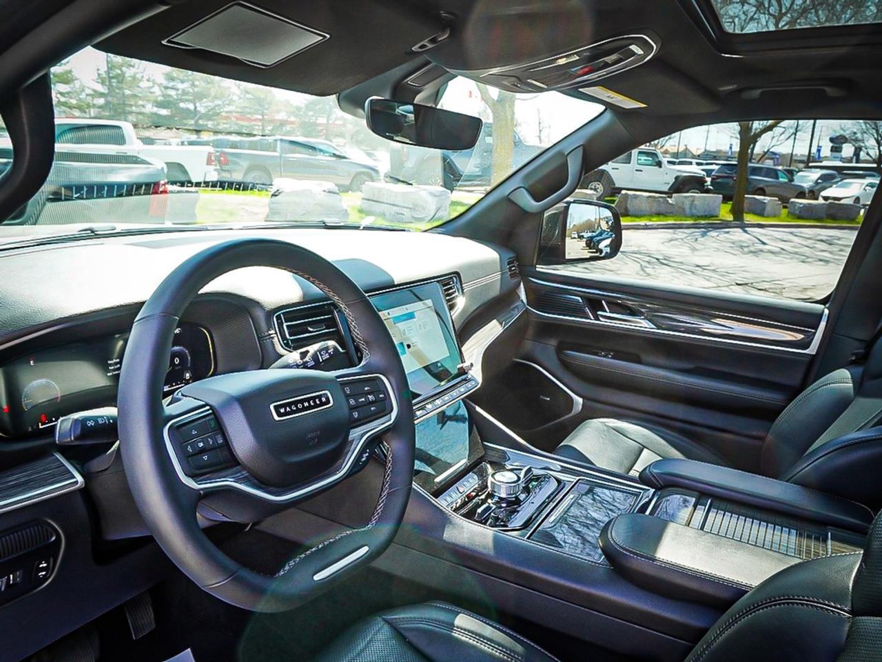 2022 Jeep Wagoneer  Photo