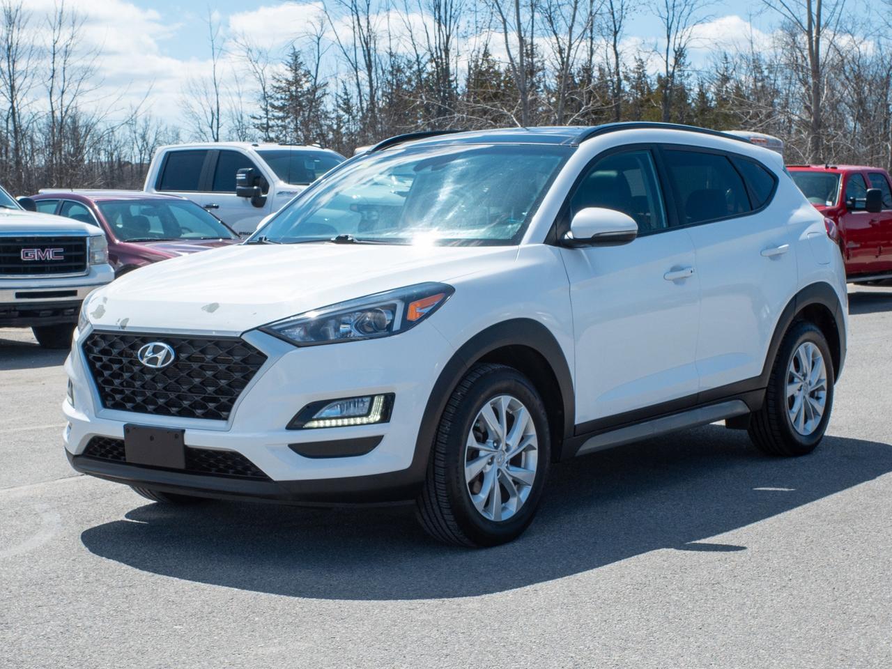 2020 Hyundai Tucson Preferred - Sunroof   Heated Rear Seats Photo