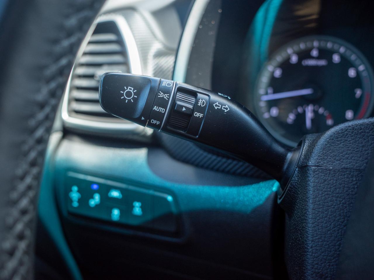 2020 Hyundai Tucson Preferred - Sunroof   Heated Rear Seats Photo