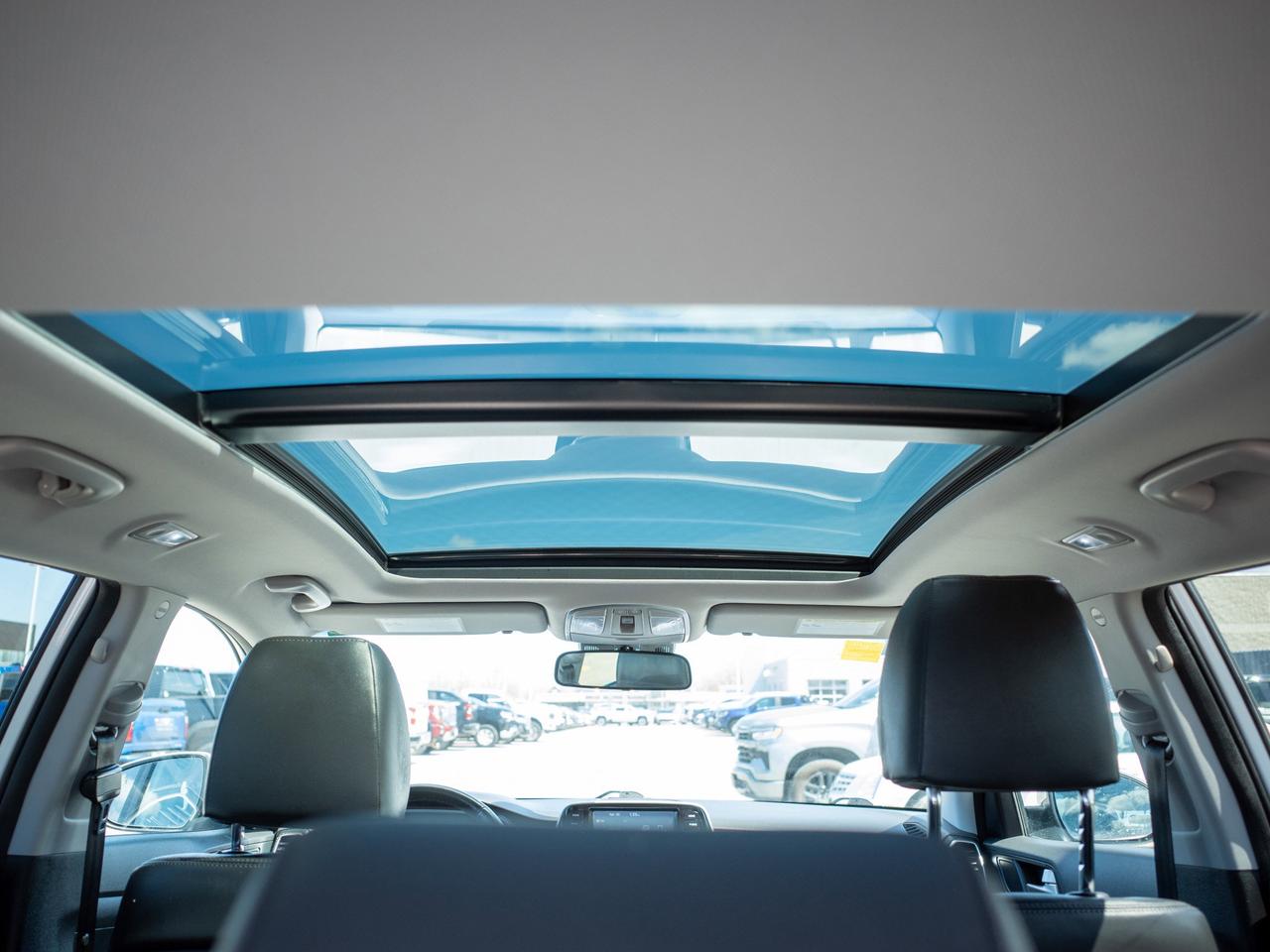 2020 Hyundai Tucson Preferred - Sunroof   Heated Rear Seats Photo