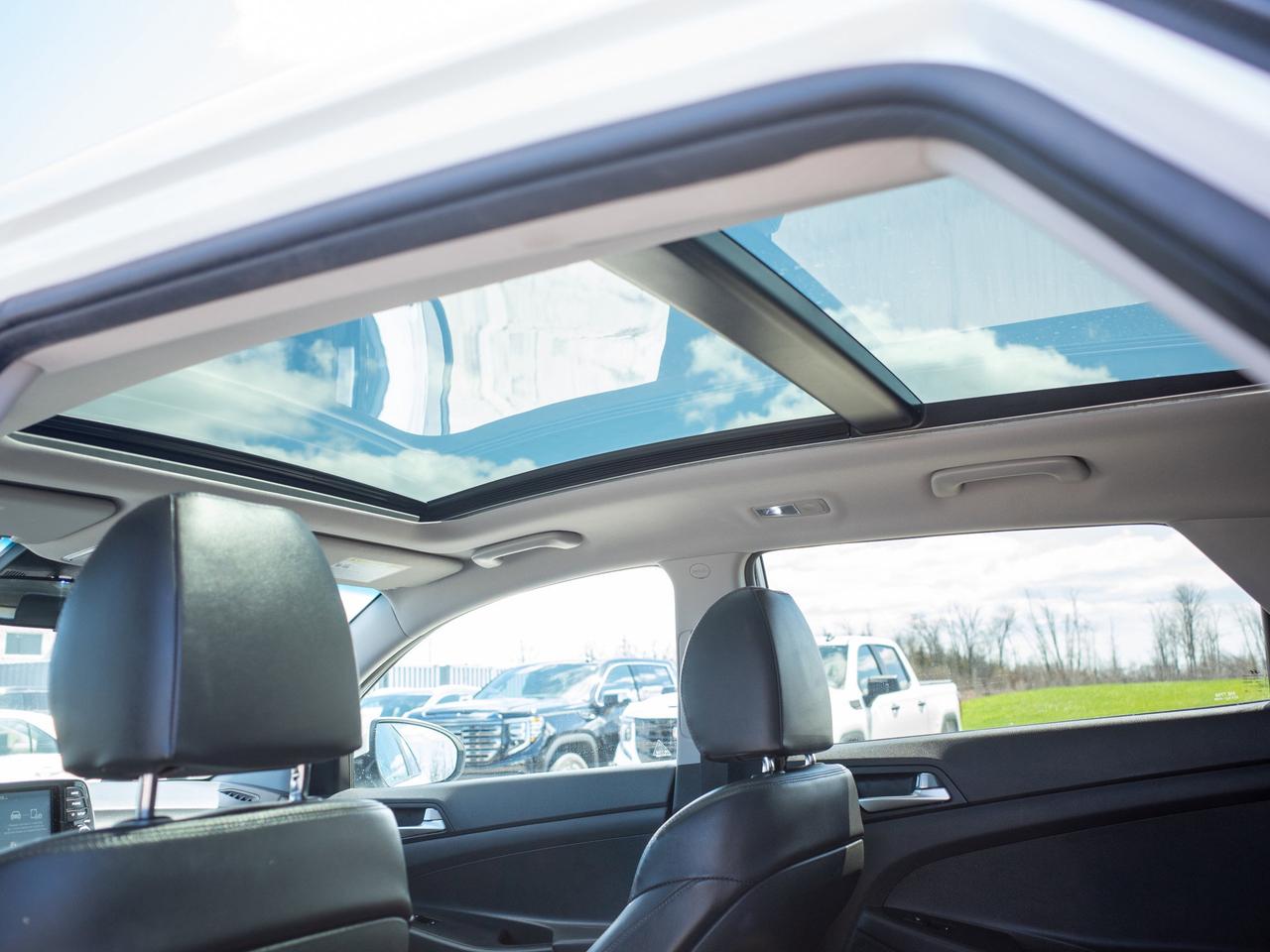 2020 Hyundai Tucson Preferred - Sunroof   Heated Rear Seats Photo