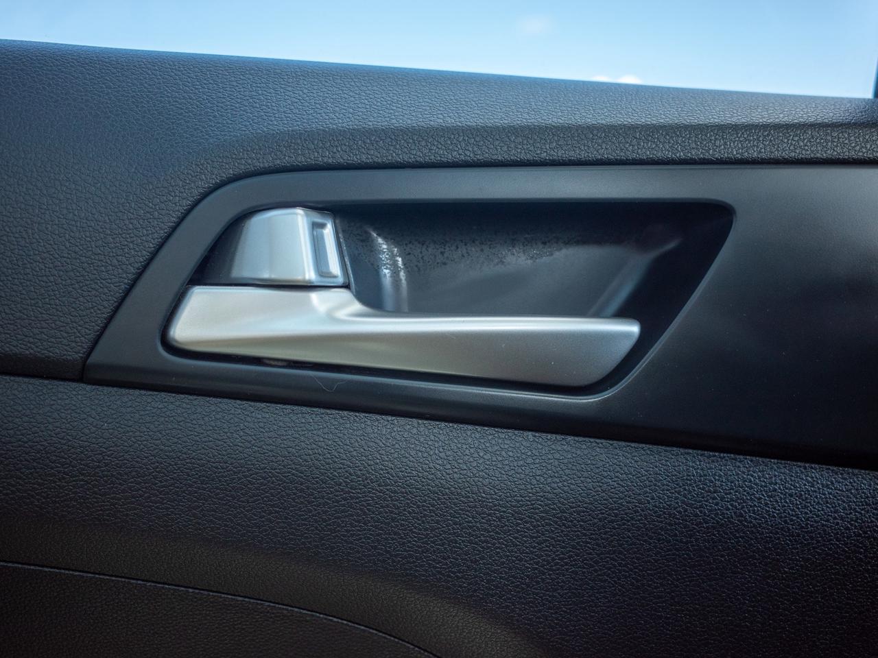 2020 Hyundai Tucson Preferred - Sunroof   Heated Rear Seats Photo