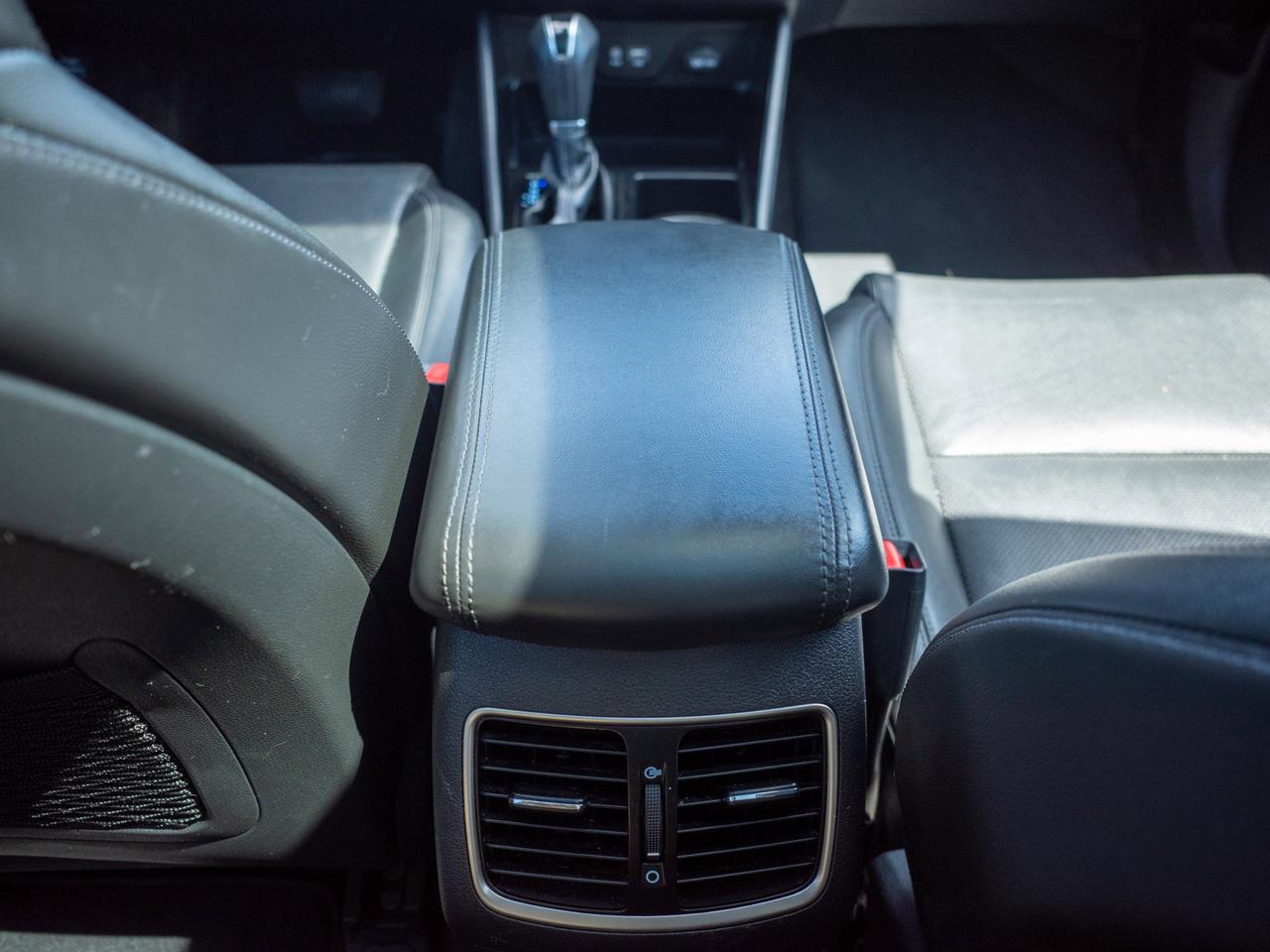2020 Hyundai Tucson Preferred - Sunroof   Heated Rear Seats Photo