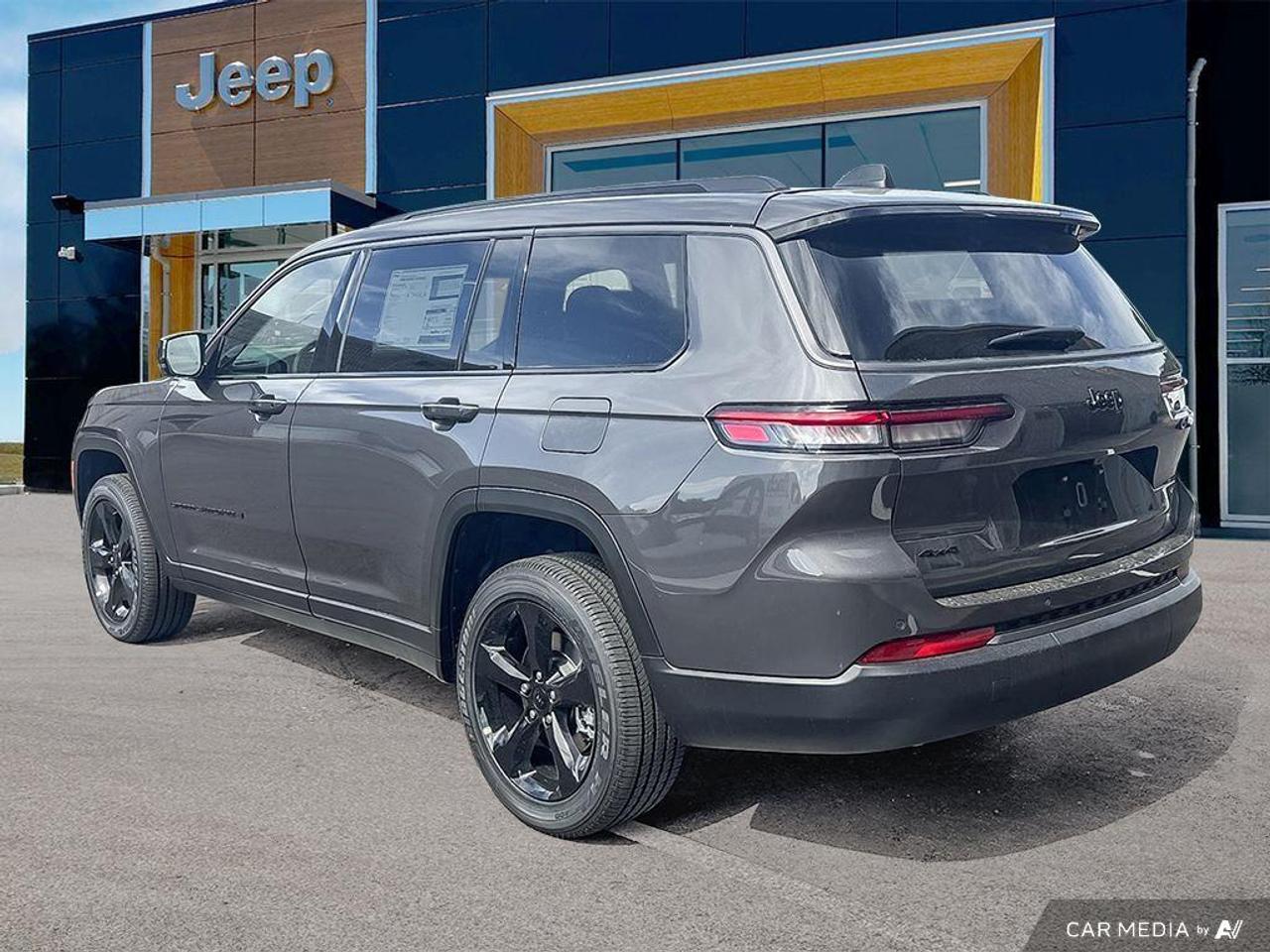 2026 Jeep Grand Cherokee L Base 4dr 4x4 Photo