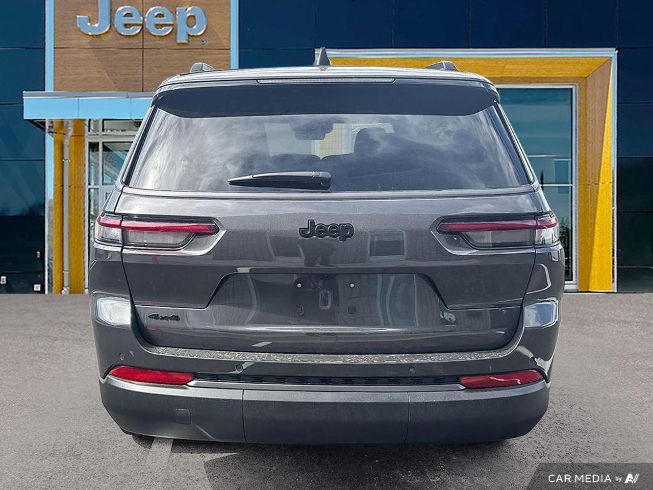 2026 Jeep Grand Cherokee L Base 4dr 4x4 Photo