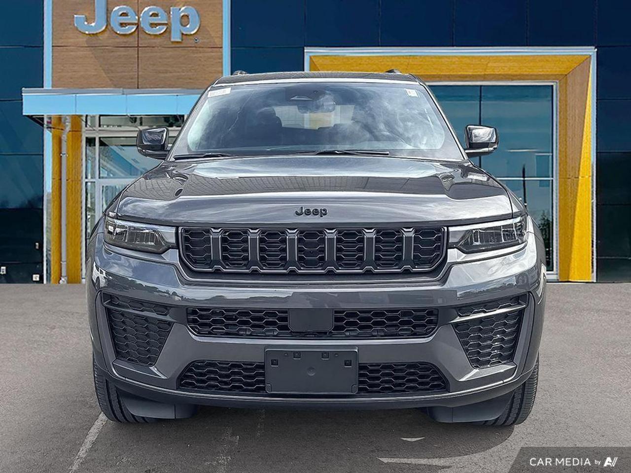 2026 Jeep Grand Cherokee L Base 4dr 4x4 Photo