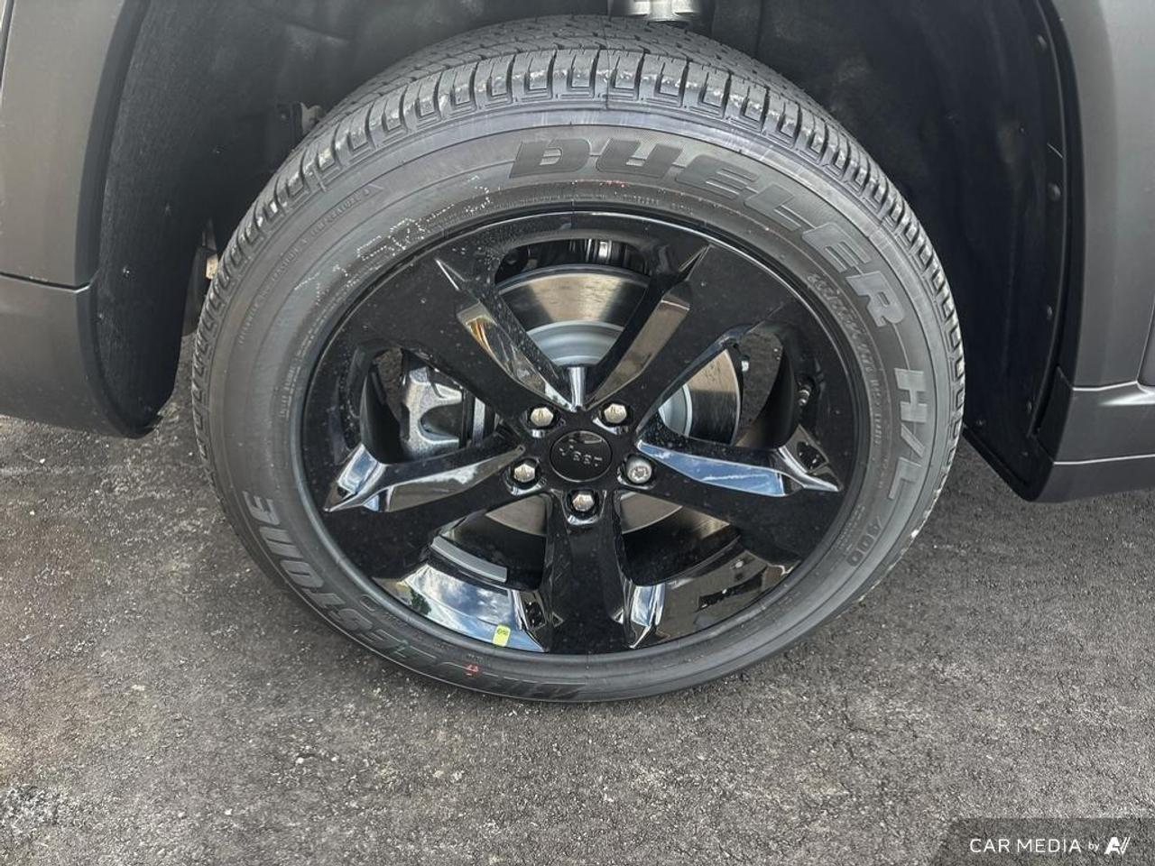 2026 Jeep Grand Cherokee L Base 4dr 4x4 Photo