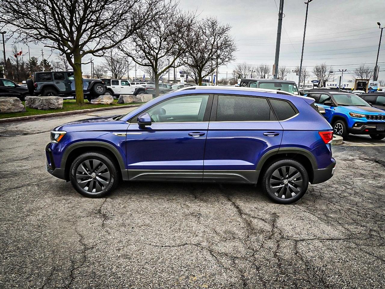 2024 Volkswagen Taos  Photo