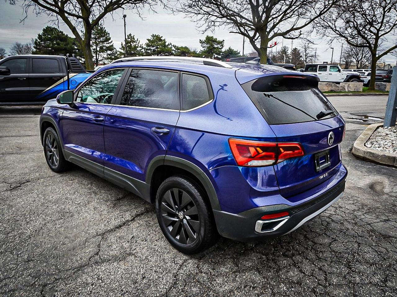 2024 Volkswagen Taos  Photo