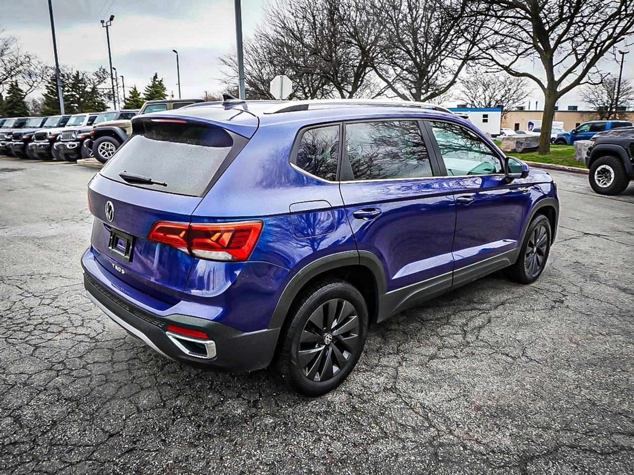 2024 Volkswagen Taos  Photo