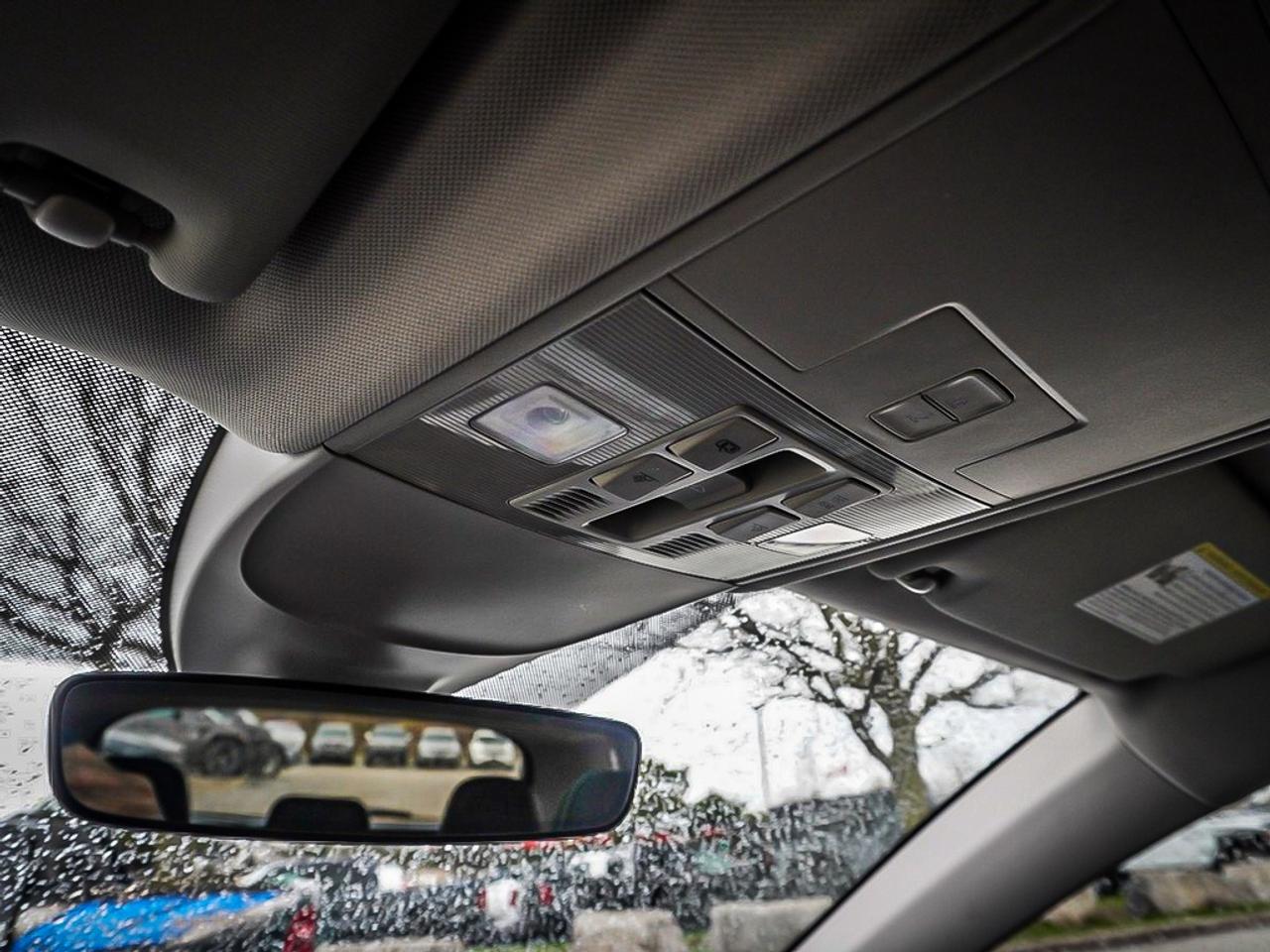 2024 Volkswagen Taos  Photo