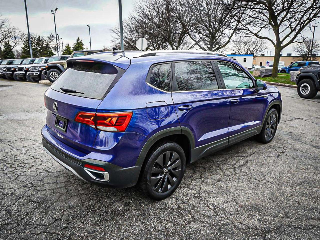 2024 Volkswagen Taos  Photo