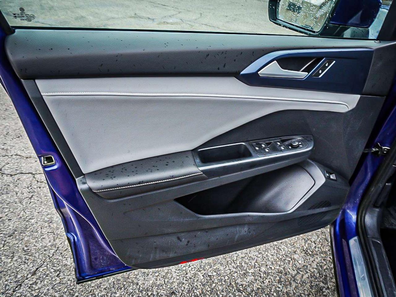 2024 Volkswagen Taos  Photo