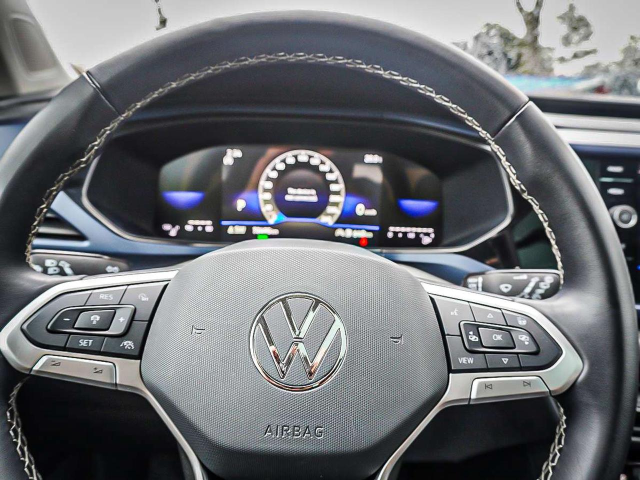2024 Volkswagen Taos  Photo