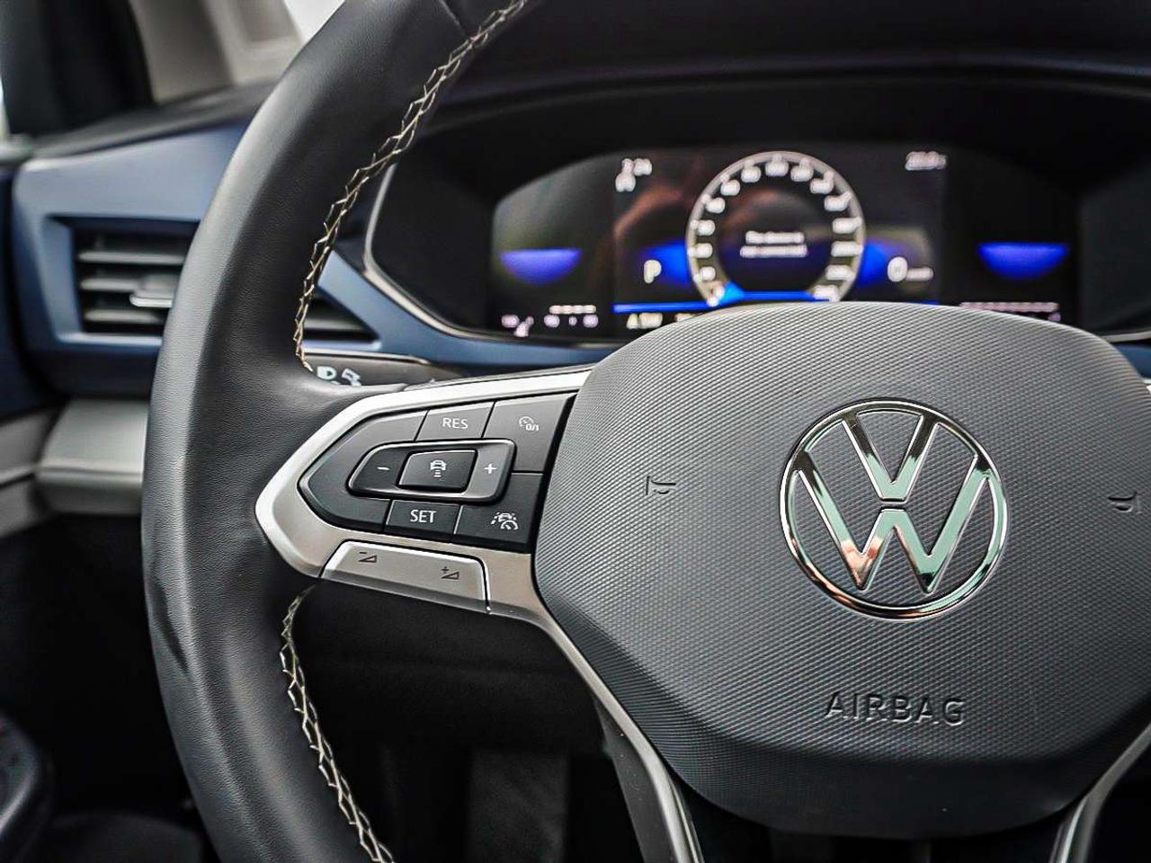 2024 Volkswagen Taos  Photo