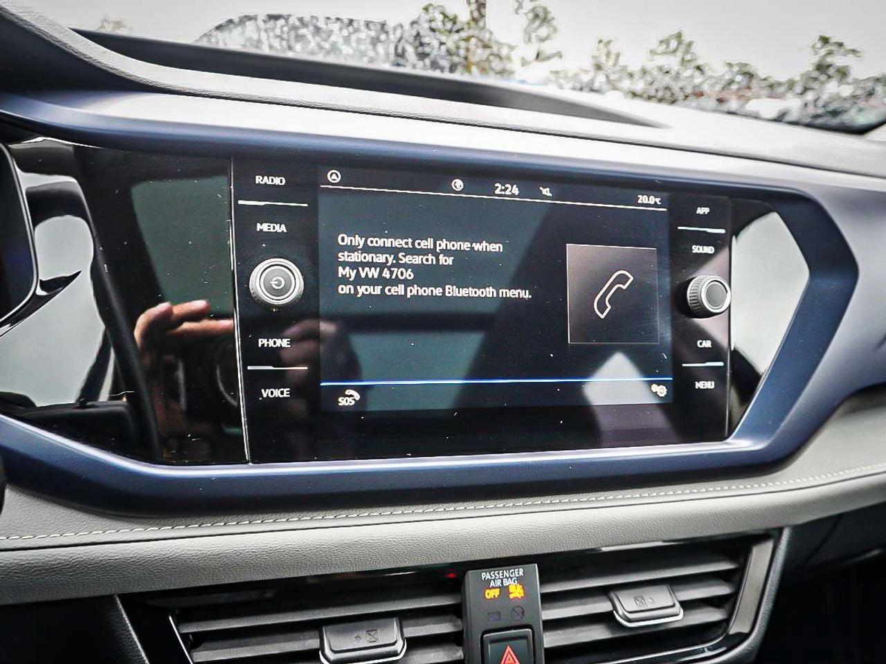 2024 Volkswagen Taos  Photo