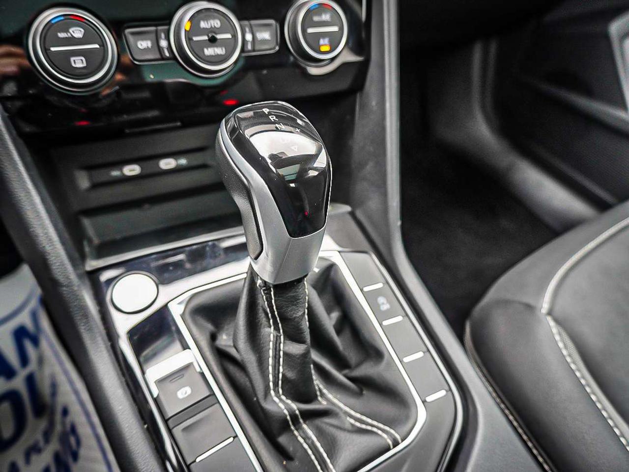 2024 Volkswagen Taos  Photo