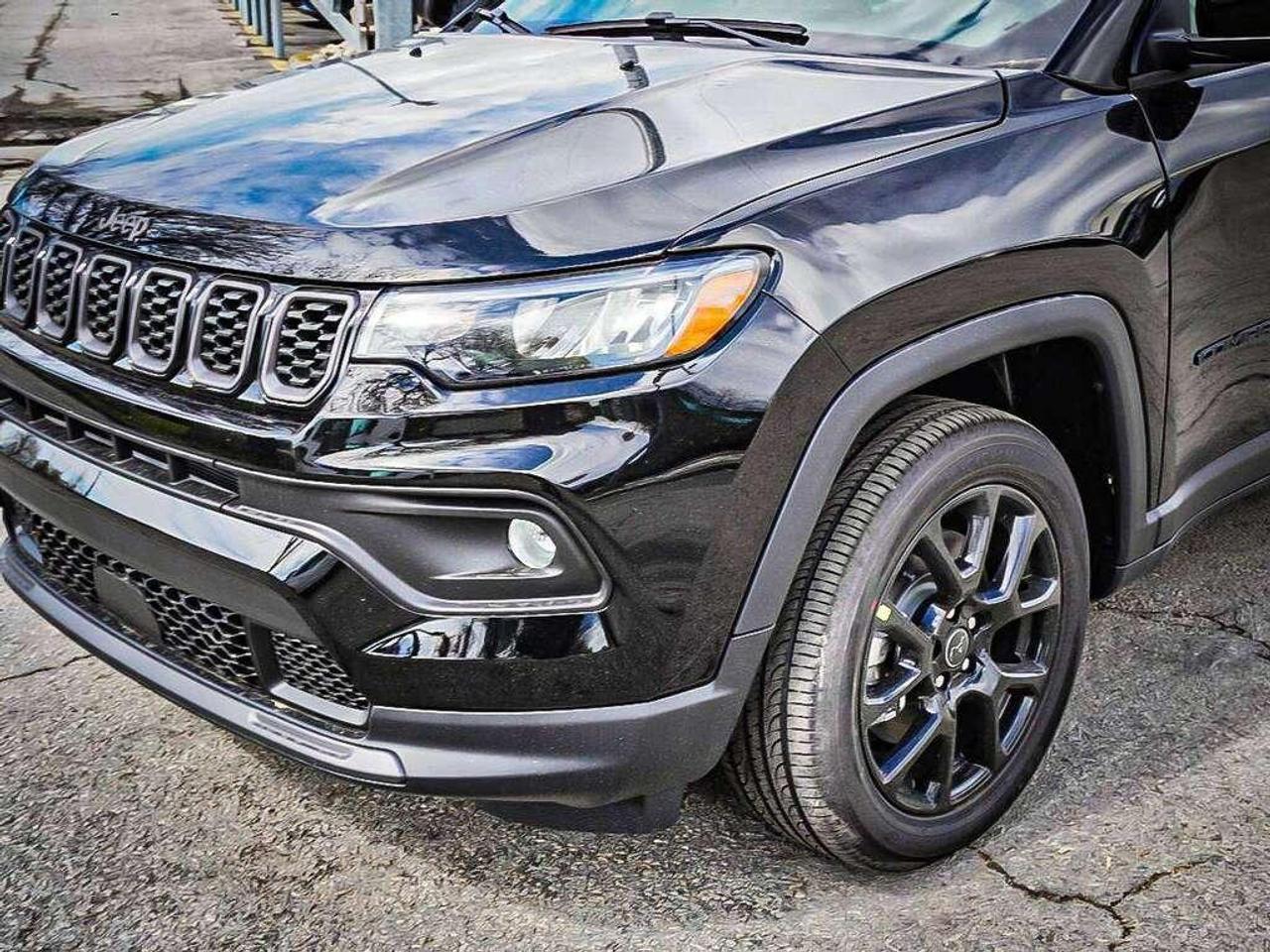 2026 Jeep Compass  Photo3