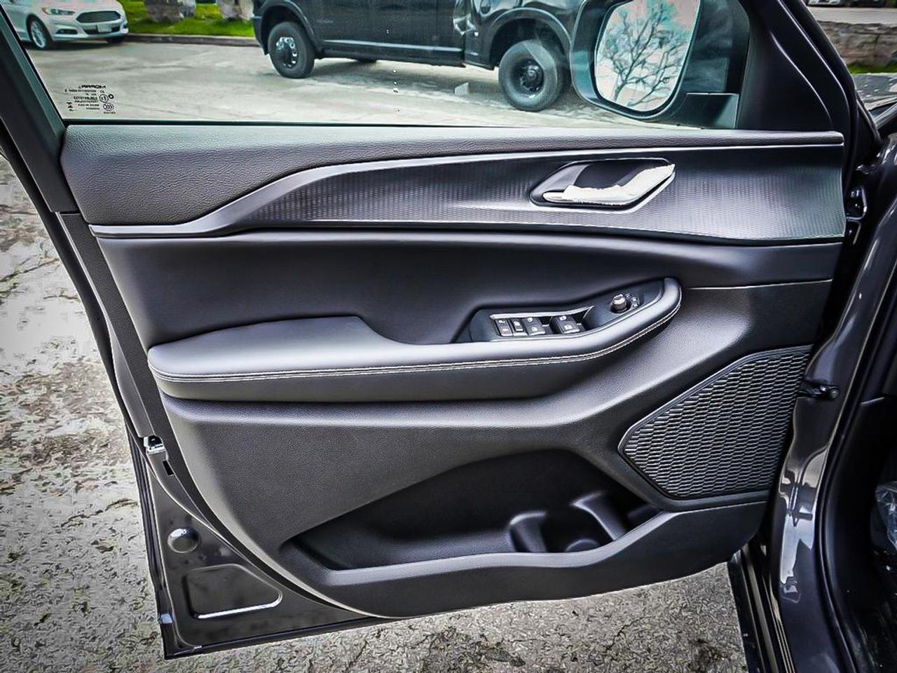 2026 Jeep Grand Cherokee L  Photo
