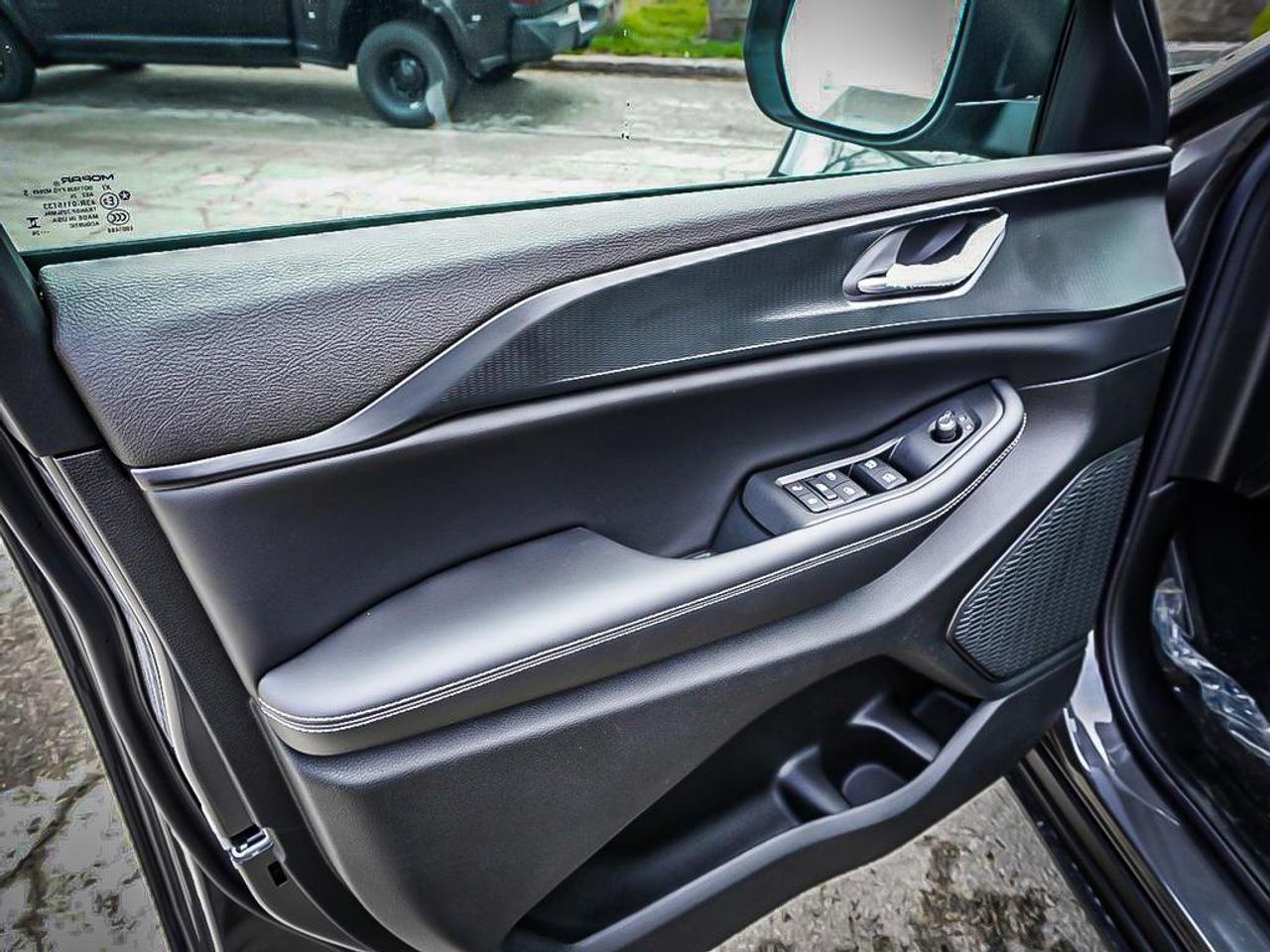 2026 Jeep Grand Cherokee L  Photo