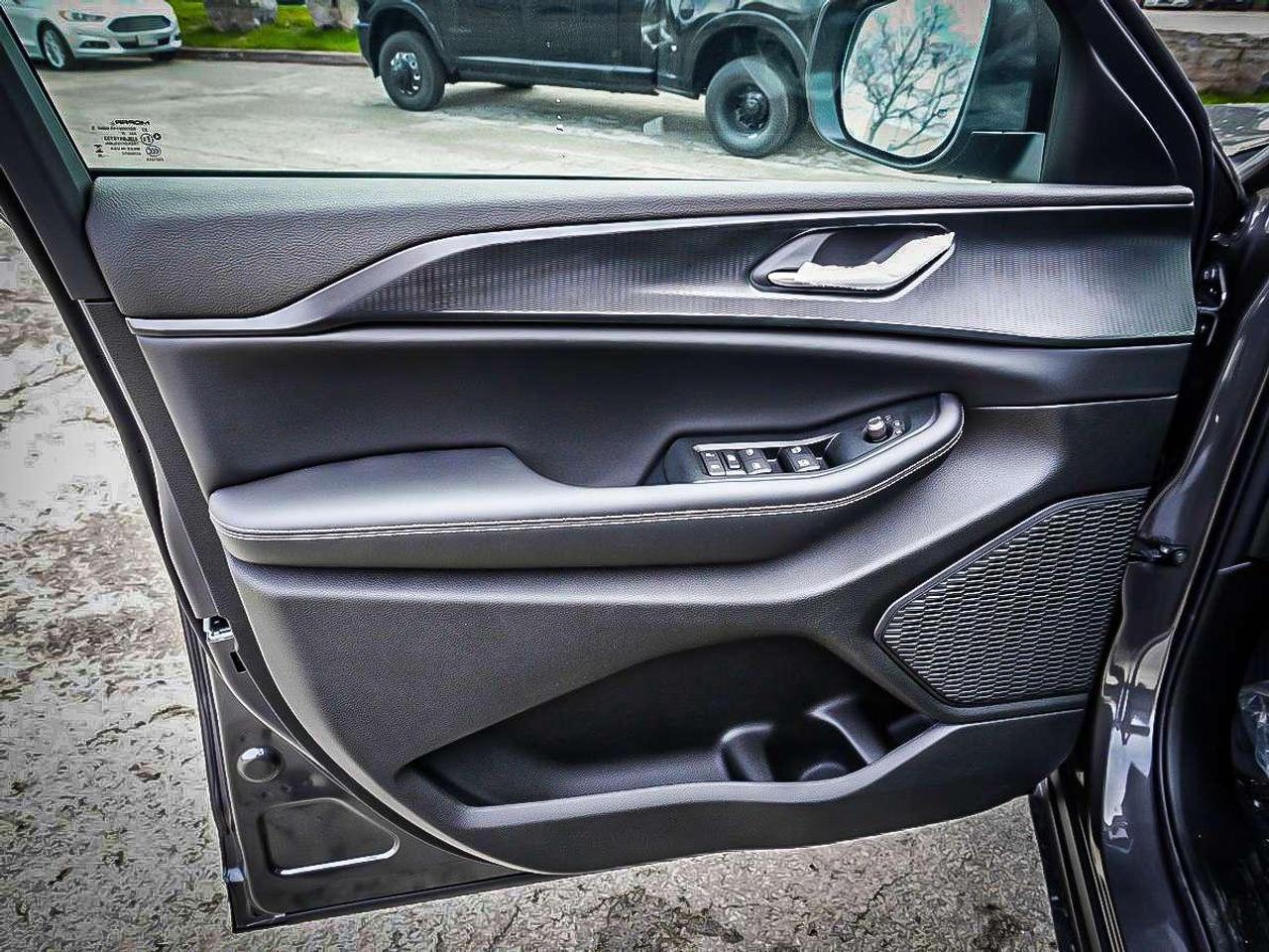 2026 Jeep Grand Cherokee  Photo