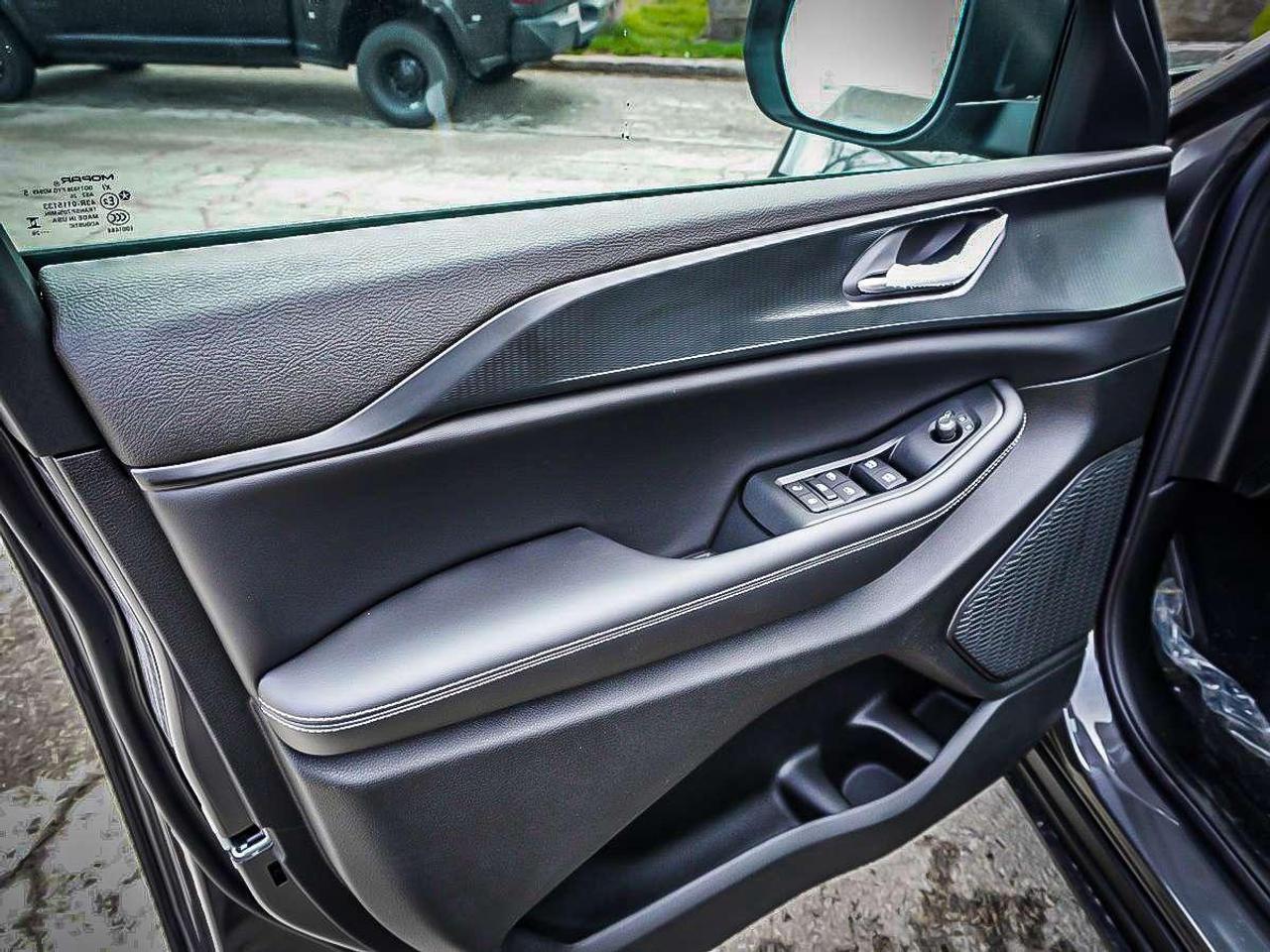 2026 Jeep Grand Cherokee  Photo