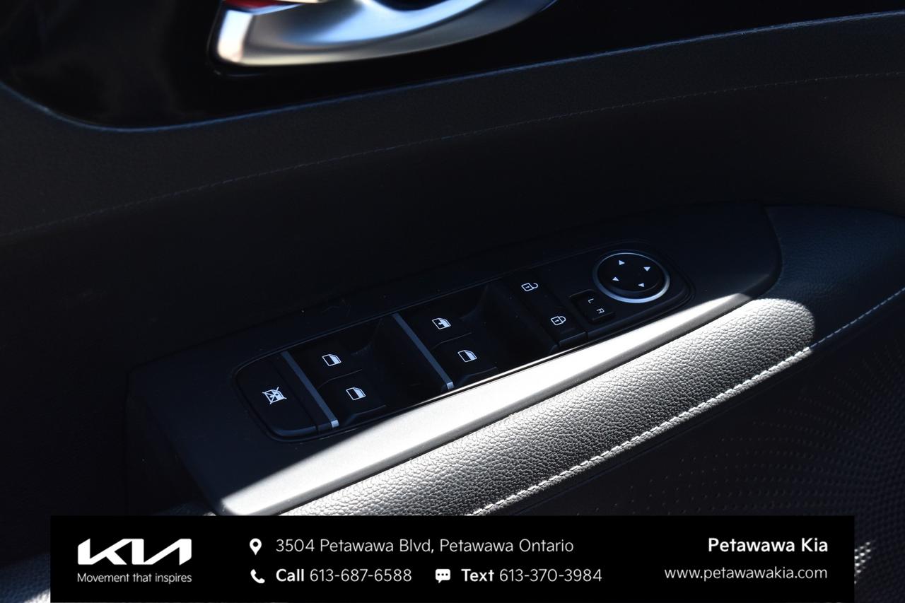 2023 Kia Forte EX 4dr Sedan Photo