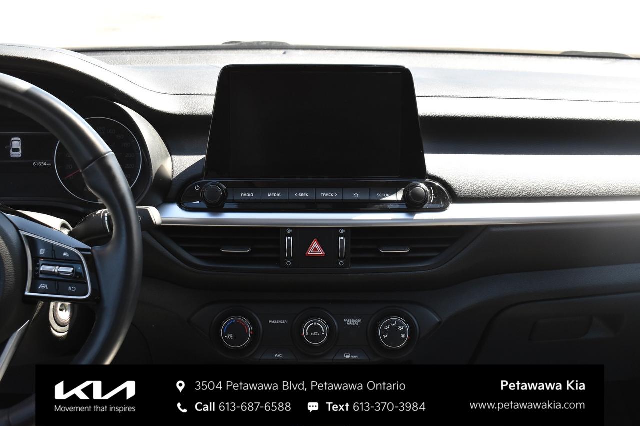 2023 Kia Forte EX 4dr Sedan Photo
