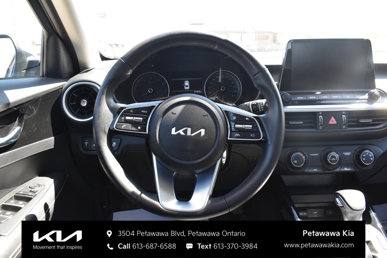 2023 Kia Forte EX 4dr Sedan Photo