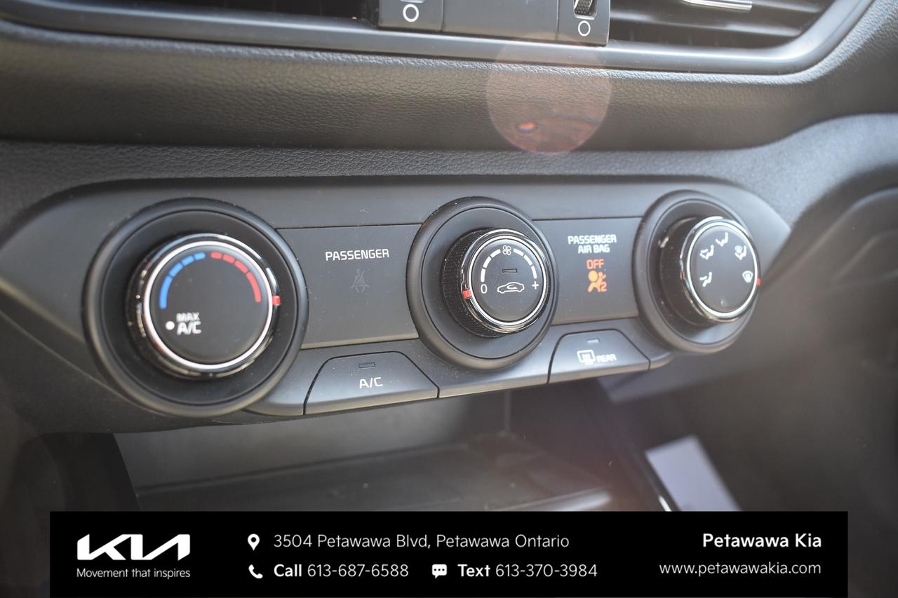 2023 Kia Forte EX 4dr Sedan Photo