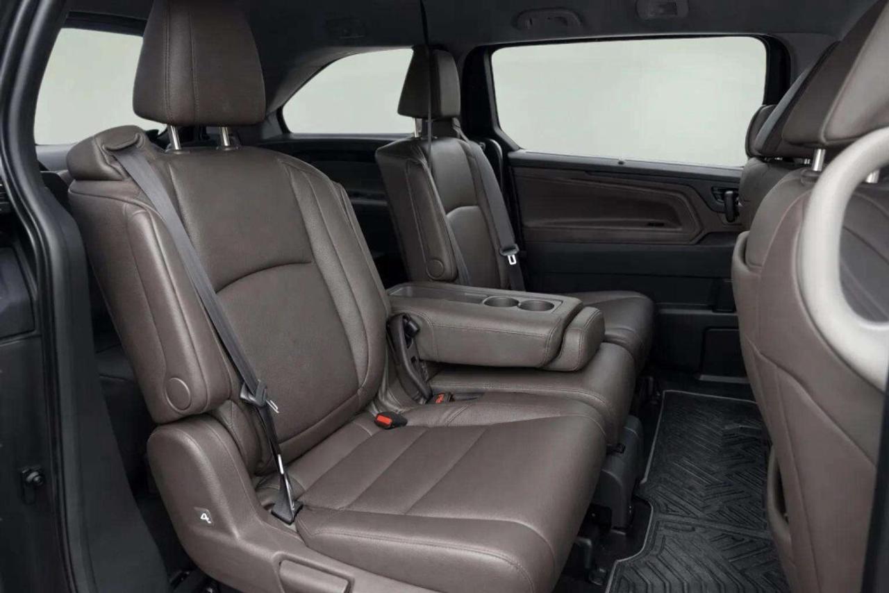 2019 Honda Odyssey EX-L RES Photo