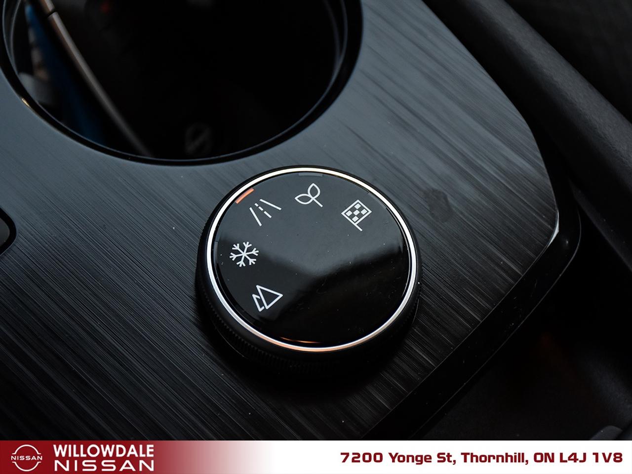 2025 Nissan Rogue SV Moonroof 4dr All-Wheel Drive Sport Utility Photo