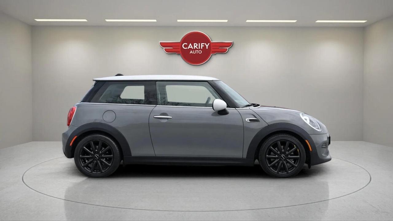 2017 MINI Cooper Hardtop 3 DOOR Photo3