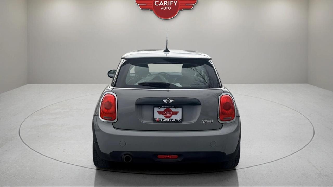 2017 MINI Cooper Hardtop 3 DOOR Photo