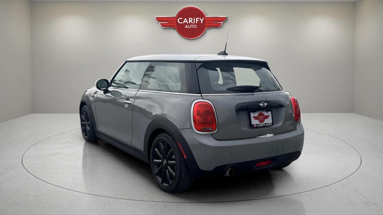 2017 MINI Cooper Hardtop 3 DOOR Photo