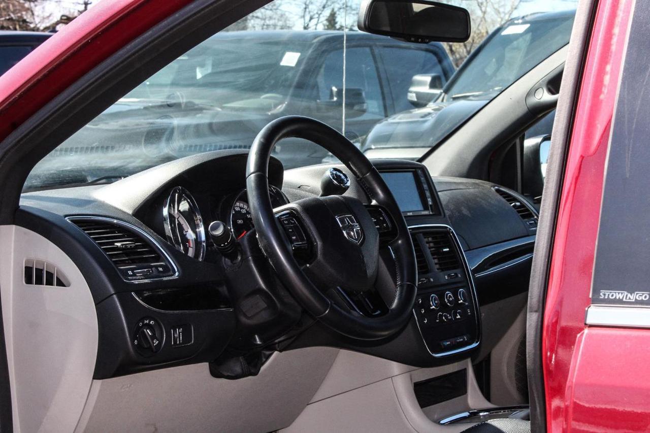 2014 Dodge Grand Caravan Grand Se  DvDplayer BkpCam EcoMode CruiseCtrl Photo