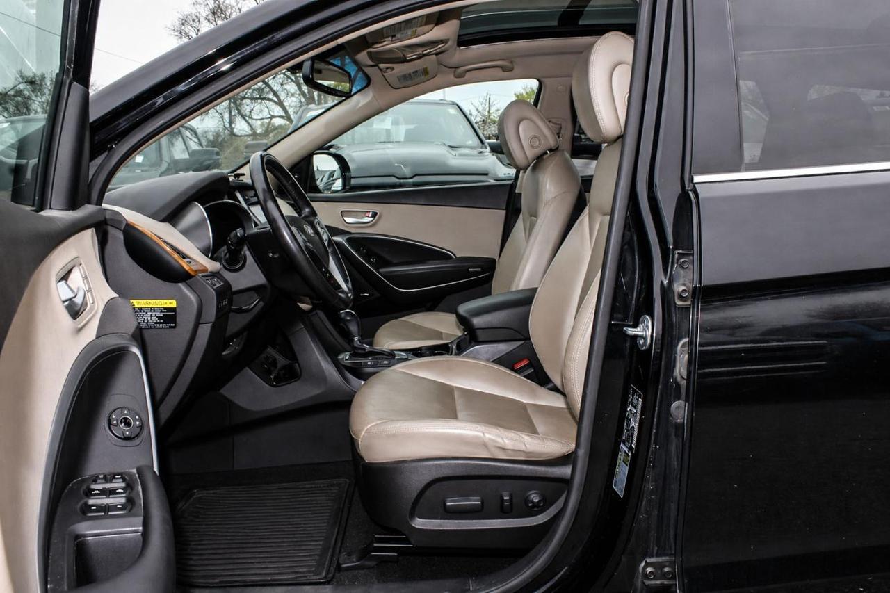 2016 Hyundai Santa Fe SE/Limited Photo
