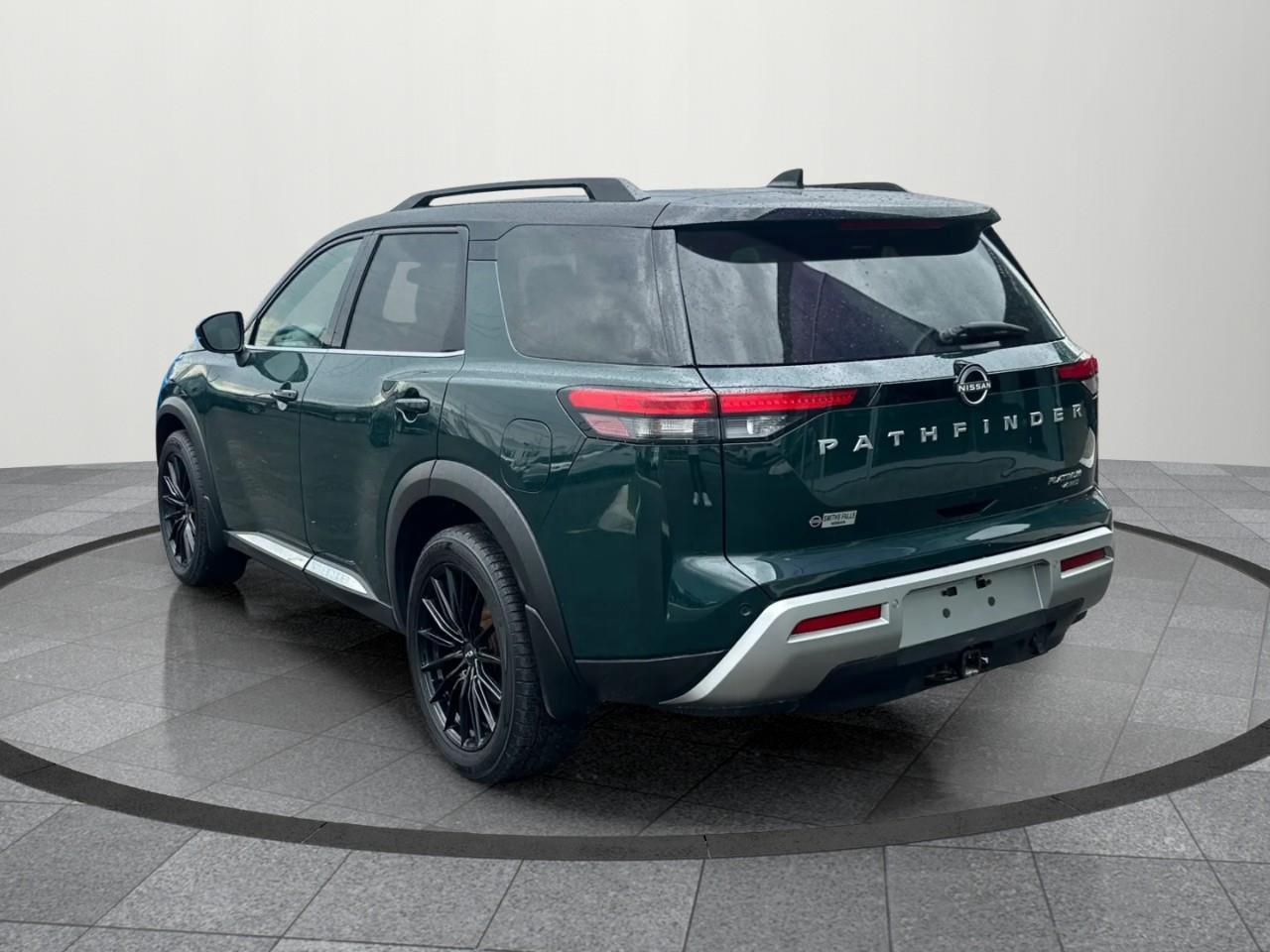 2022 Nissan Pathfinder Platinum 4dr 4x4 Photo