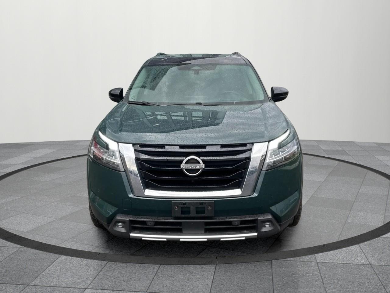 2022 Nissan Pathfinder Platinum 4dr 4x4 Photo
