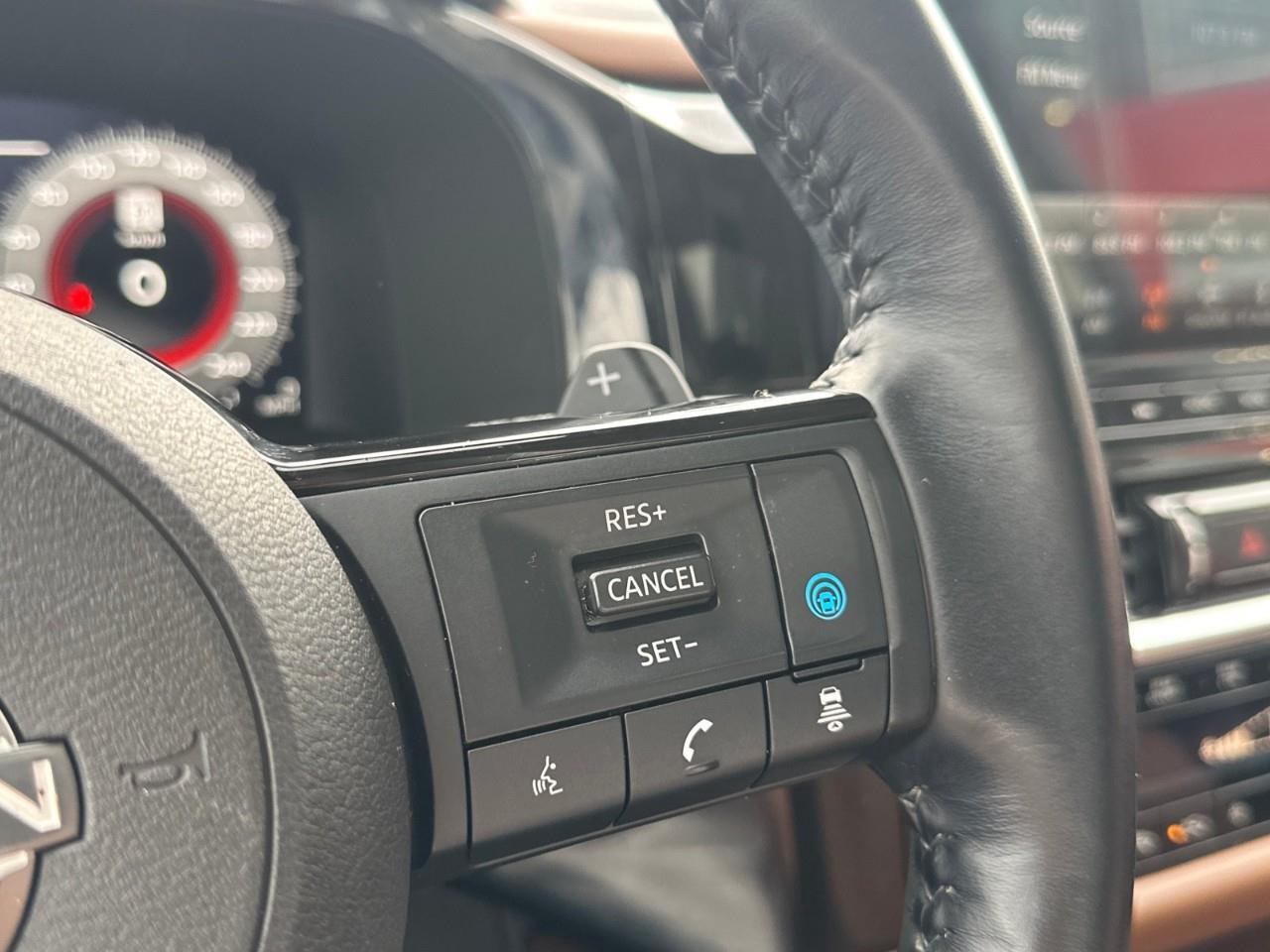 2022 Nissan Pathfinder Platinum 4dr 4x4 Photo