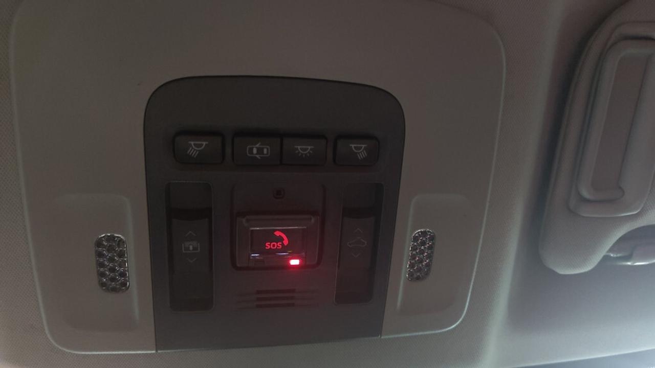 2020 Toyota Camry XSE 4dr Front-Wheel Drive Sedan Automatic Photo